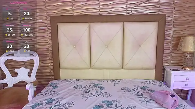 Snapshot of Miladiosa chatting on 06/23/26, 12:25 Miladiosa online show from 06/23/26, 12:25