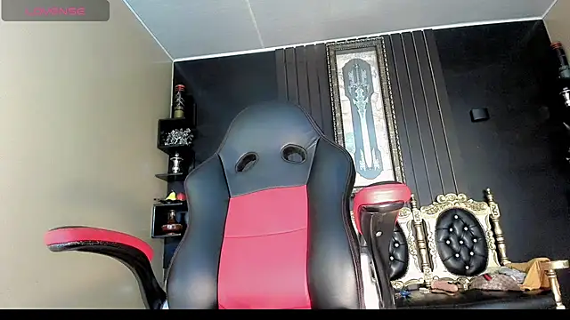 Kimberly Vazquez online show from 11/27/25, 03:19