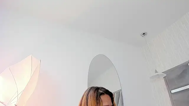 MonzerratBoyer online show from 05/08/26, 07:08