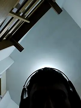 Snapshot of luislimafuego chatting on 10/29/25, 05:53 luislimafuego online show from 10/29/25, 05:53