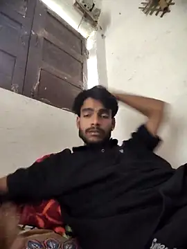 yashuuuu021 online show from 09/12/25, 10:04