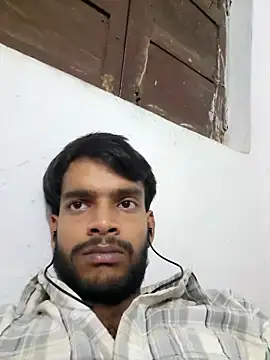 Snapshot of yashuuuu021 chatting on 09/18/25, 05:59 yashuuuu021 online show from 09/18/25, 05:59