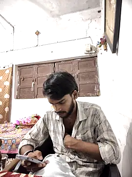 Snapshot of yashuuuu021 chatting on 10/04/25, 05:55 yashuuuu021 online show from 10/04/25, 05:55