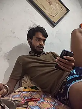 yashuuuu021 online show from 10/09/25, 07:56