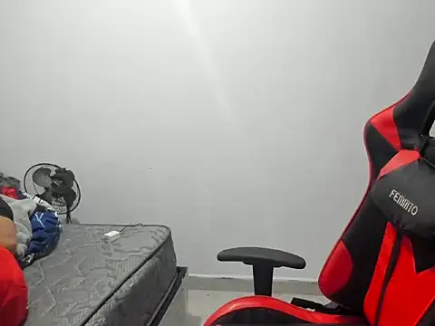 JuanchiT66 online show from 11/26/25, 04:35