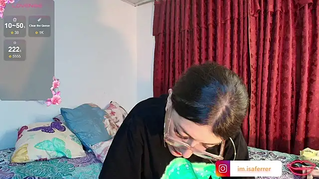 isaferrer06 online show from 05/13/26, 05:38