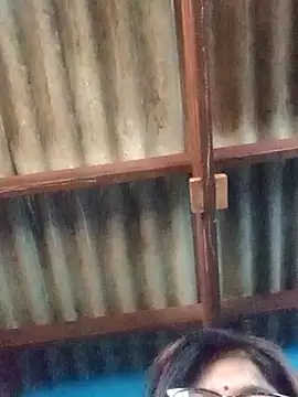 mileesha online show from 10/21/25, 03:02