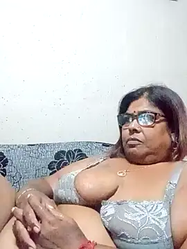 mileesha online show from 10/23/25, 08:18