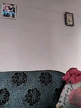 mileesha online show from 12/04/25, 08:45