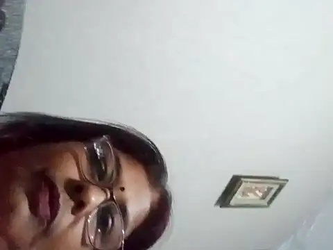Snapshot of mileesha chatting on 05/06/26, 06:35 mileesha online show from 05/06/26, 06:35