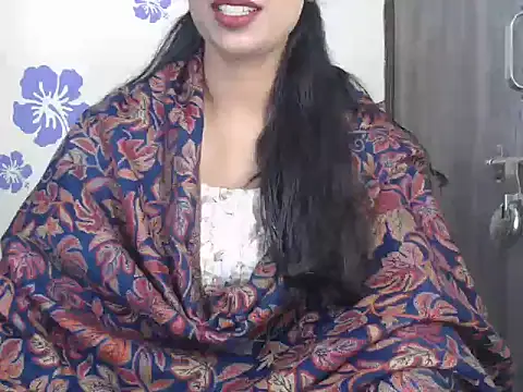 Snapshot of Love-Sex_Love chatting on 11/28/25, 05:26 Love-Sex Love online show from 11/28/25, 05:26