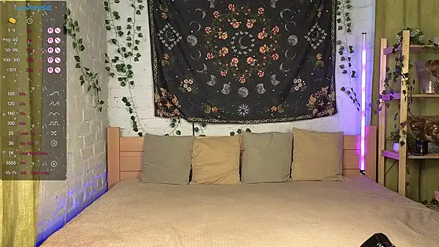 Bekky Hammon online show from 09/30/25, 03:33