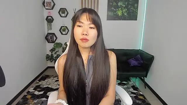 Snapshot of LunaPurrr chatting on 10/09/25, 11:14 LunaPurrr online show from 10/09/25, 11:14