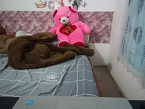 Linda-24 online show from 11/02/25, 08:06