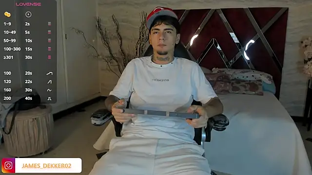 JamesDeker online show from 10/01/25, 07:31