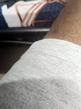 whitelady15 online show from 10/17/25, 11:35