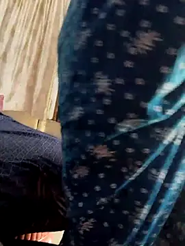 whitelady15 online show from 10/31/25, 09:10