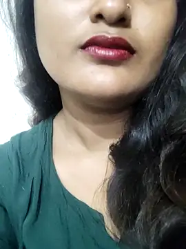 Snapshot of Cute_pinkii chatting on 02/05/26, 07:51 Cute pinkii online show from 02/05/26, 07:51