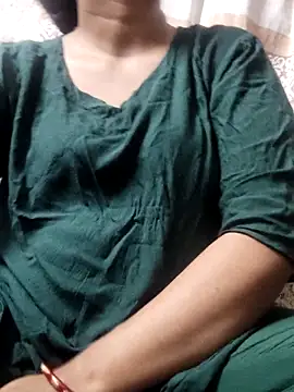 Snapshot of Cute_pinkii chatting on 03/09/26, 07:40 Cute pinkii online show from 03/09/26, 07:40