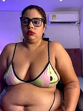 Velveet x online show from 09/29/25, 12:10