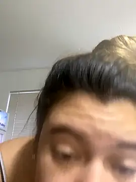 Velveet x online show from 11/12/25, 11:32