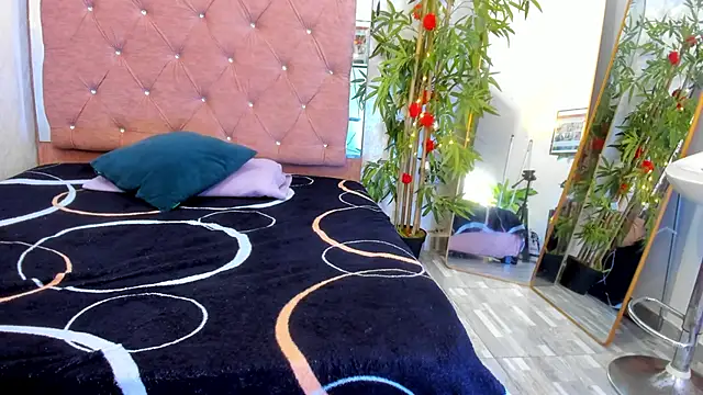 JulianaCarter online show from 03/10/26, 07:41