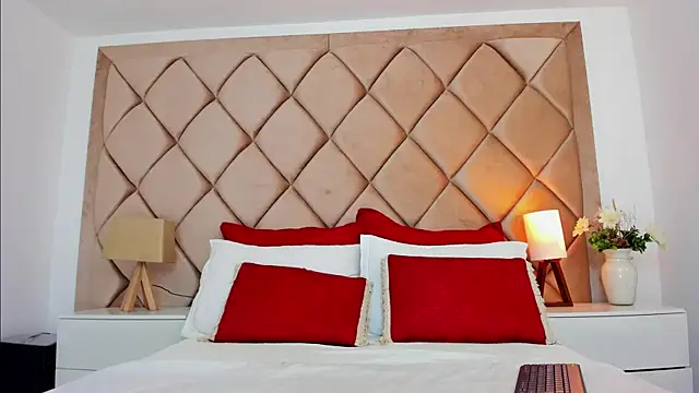 AngelinaDuvall online show from 02/17/26, 11:07