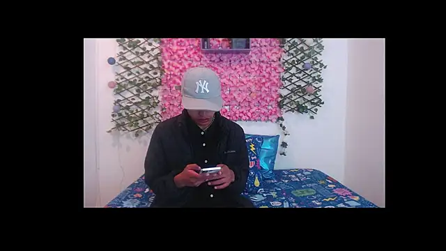 iam lukas   online show from 09/18/25, 11:45