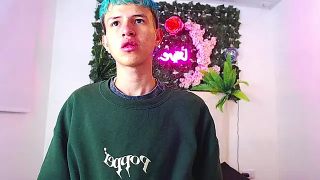 iam lukas   online show from 10/14/25, 03:07