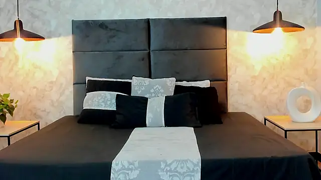 Snapshot of RaphaelDufort chatting on 10/06/25, 11:57 RaphaelDufort online show from 10/06/25, 11:57