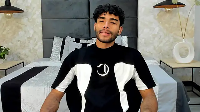 Snapshot of RaphaelDufort chatting on 11/16/25, 11:54 RaphaelDufort online show from 11/16/25, 11:54