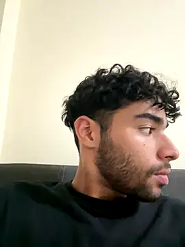 Snapshot of RaphaelDufort chatting on 11/25/25, 11:05 RaphaelDufort online show from 11/25/25, 11:05