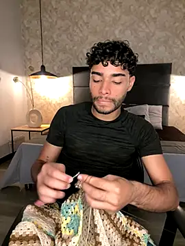 Snapshot of RaphaelDufort chatting on 11/30/25, 12:03 RaphaelDufort online show from 11/30/25, 12:03