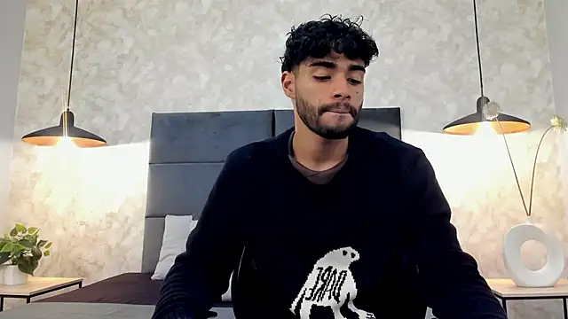 Snapshot of RaphaelDufort chatting on 12/03/25, 11:58 RaphaelDufort online show from 12/03/25, 11:58