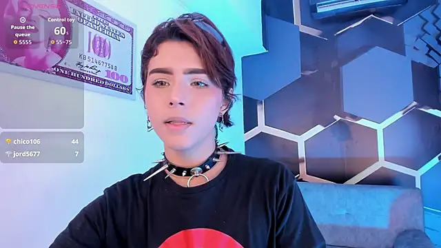 DannysaStar online show from 09/29/25, 07:51