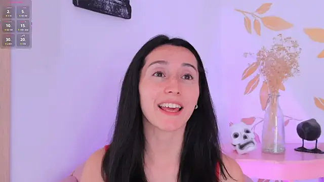 Snapshot of Ginevra_esposito chatting on 10/15/25, 12:38 Ginevra esposito online show from 10/15/25, 12:38