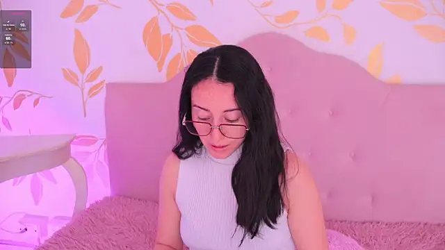 Snapshot of Ginevra_esposito chatting on 02/12/26, 12:55 Ginevra esposito online show from 02/12/26, 12:55
