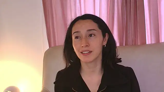 Snapshot of Ginevra_esposito chatting on 04/23/26, 12:40 Ginevra esposito online show from 04/23/26, 12:40