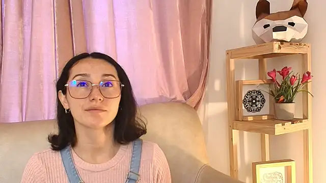 Snapshot of Ginevra_esposito chatting on 04/27/26, 12:47 Ginevra esposito online show from 04/27/26, 12:47