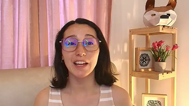 Snapshot of Ginevra_esposito chatting on 04/28/26, 12:32 Ginevra esposito online show from 04/28/26, 12:32