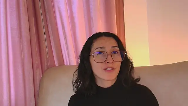 Snapshot of Ginevra_esposito chatting on 05/08/26, 12:32 Ginevra esposito online show from 05/08/26, 12:32