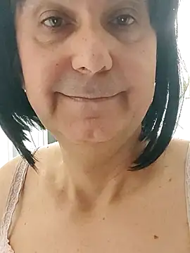 Emily de Carla online show from 10/06/25, 06:44