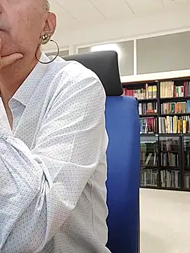 Emily de Carla online show from 10/07/25, 02:14