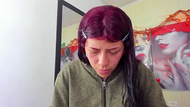 Raven Rouge  online show from 10/31/25, 05:19