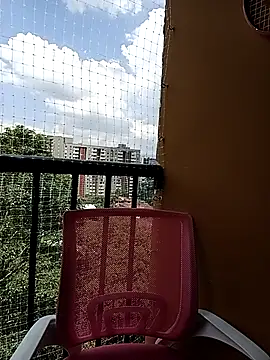 Snapshot of Vikyvoyeur chatting on 02/28/26, 06:20 Vikyvoyeur online show from 02/28/26, 06:20