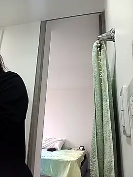 Snapshot of Vikyvoyeur chatting on 03/04/26, 09:54 Vikyvoyeur online show from 03/04/26, 09:54