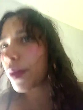 Snapshot of Vikyvoyeur chatting on 03/06/26, 03:58 Vikyvoyeur online show from 03/06/26, 03:58