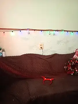 XHelenaX90 online show from 12/22/25, 10:01