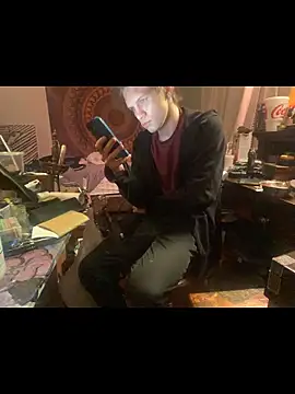 XanderOzzz online show from 11/18/25, 09:58