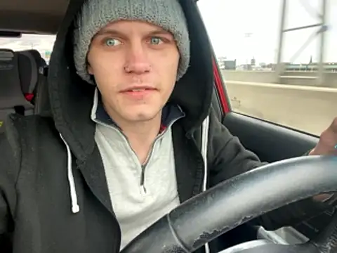 Snapshot of XanderOzzz chatting on 01/10/26, 02:41 XanderOzzz online show from 01/10/26, 02:41